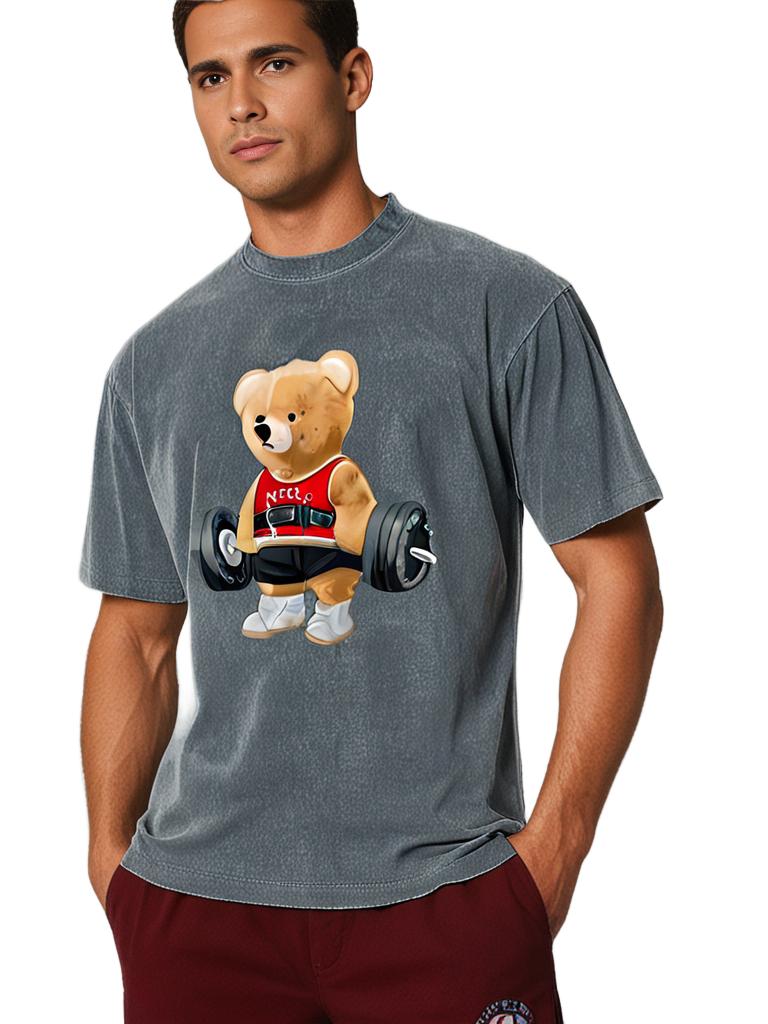 CUTE BEAR HOLDS MEN'S T-SHIRT - Gymfit